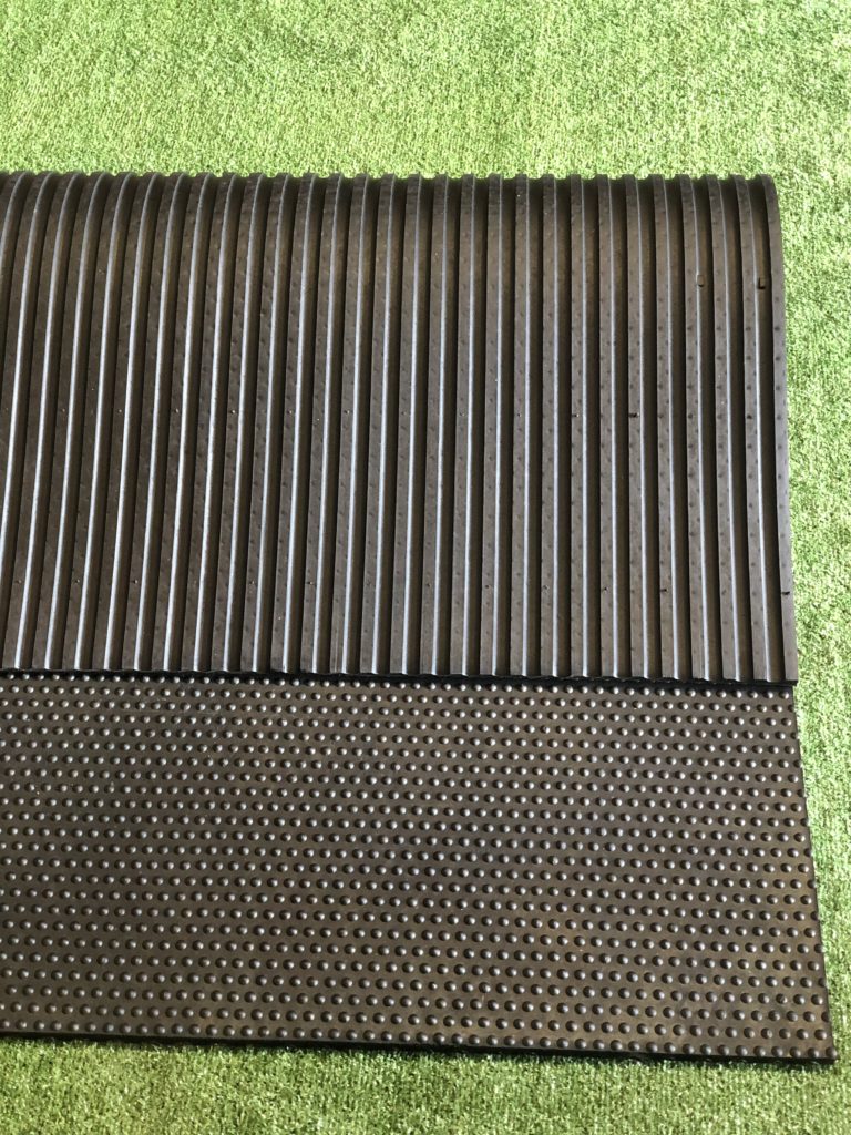 Stable mat hammer design