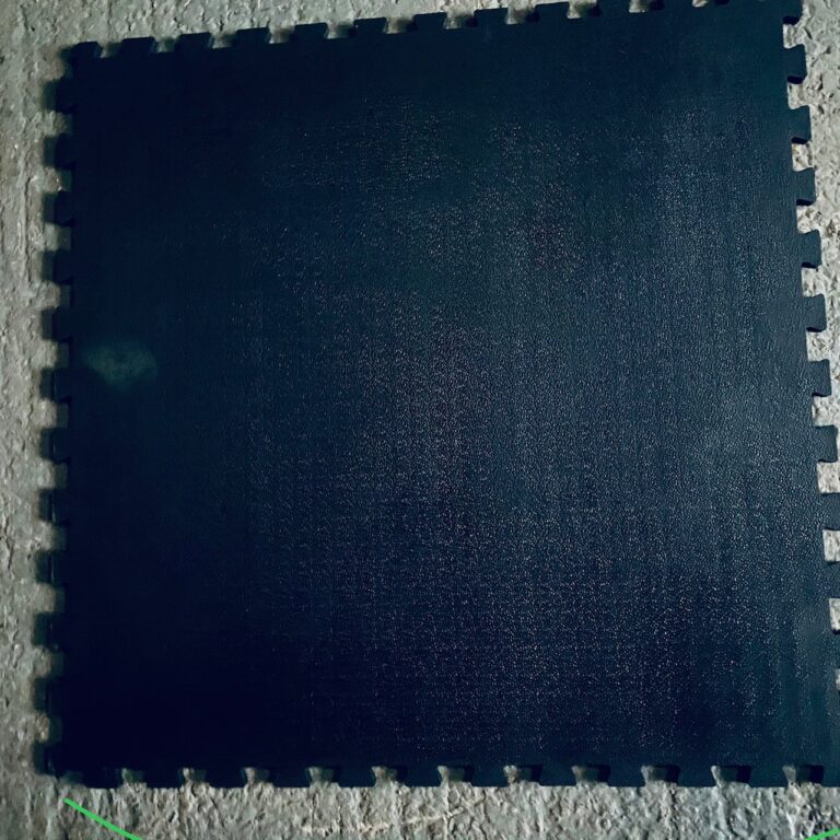 rubber gym mat